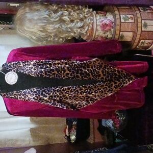 Umgee Velvet Topper NWT XL